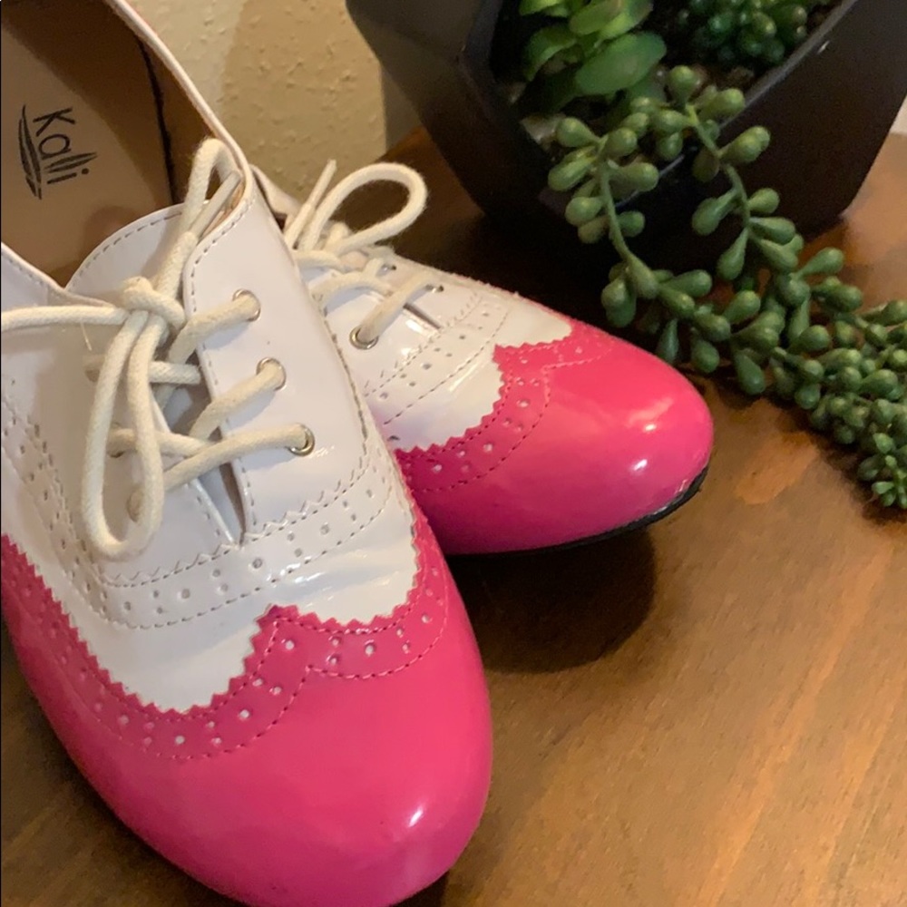 Pink Wingtip Flats